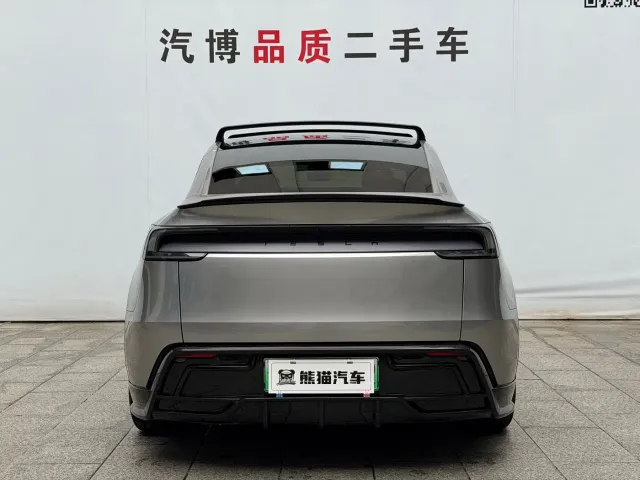 Tesla Model Y — Фото автомобиля 6