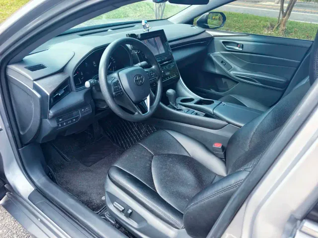 Toyota Avalon — Фото автомобиля 8