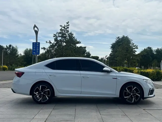 Skoda Octavia — Фото автомобиля 4