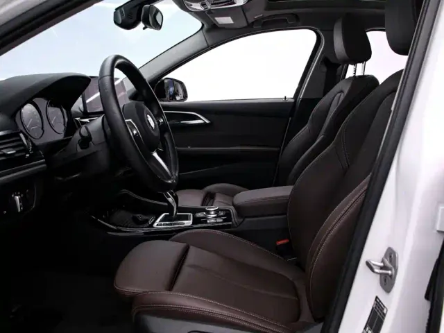 BMW 1 Series — Фото автомобиля 13