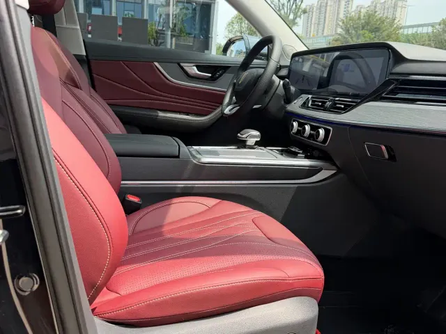 Hongqi HS5 — Фото автомобиля 19