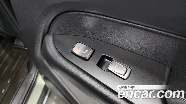 KG_Mobility_Ssangyong Rexton — Фото автомобиля 25