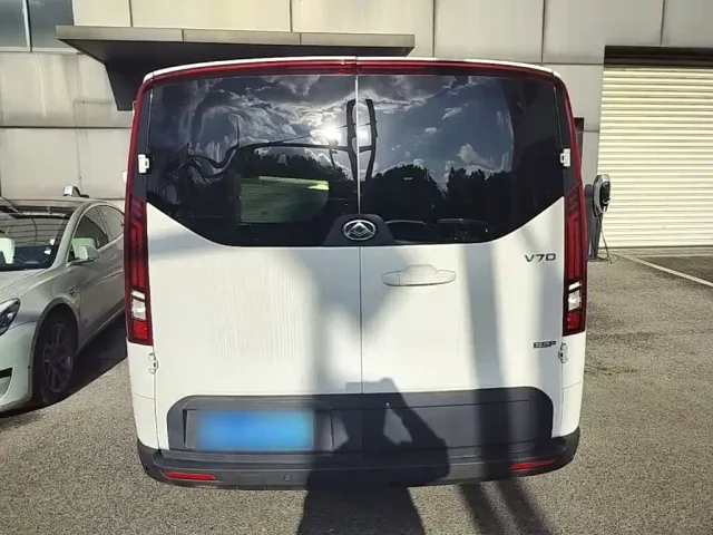 Maxus Xintu V70 — Фото автомобиля 5