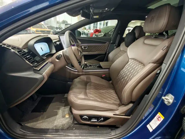 BYD Han — Фото автомобиля 10