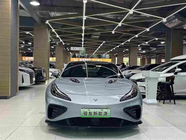 Hozon Neta GT — Фото автомобиля 10
