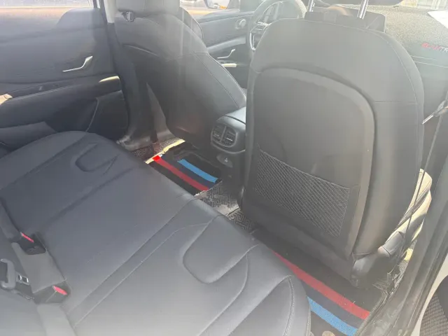 Hyundai Elantra — Фото автомобиля 12