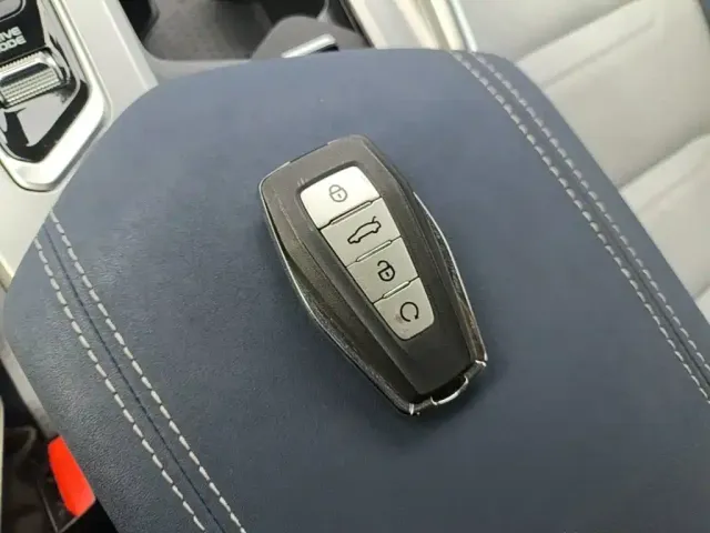 Geely Xingrui — Фото автомобиля 8