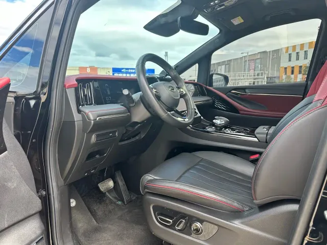 GAC Trumpchi M8 — Фото автомобиля 9