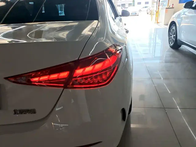 Mercedes-Benz C-Class — Фото автомобиля 7