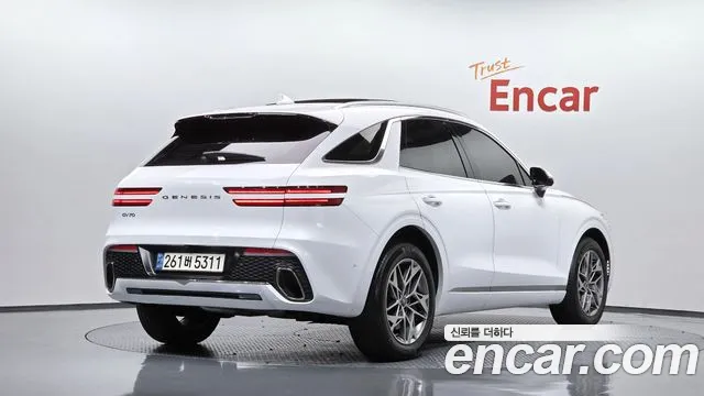 Genesis GV70 — Фото автомобиля 2