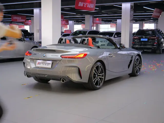 BMW Z4 — Фото автомобиля 4