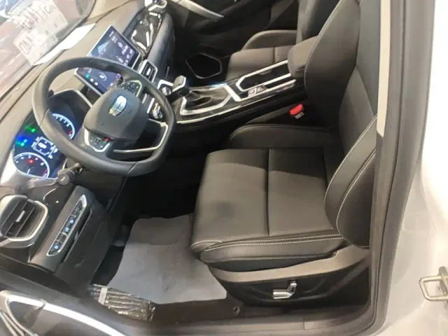 Geely Binyue — Фото автомобиля 14