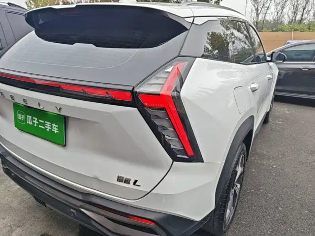 Geely Boyue L — Фото автомобиля 7