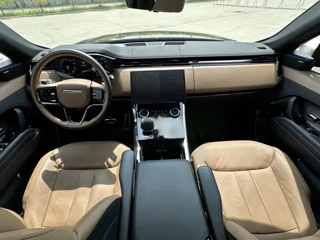 Land Rover Range Rover Sport — Фото автомобиля 6