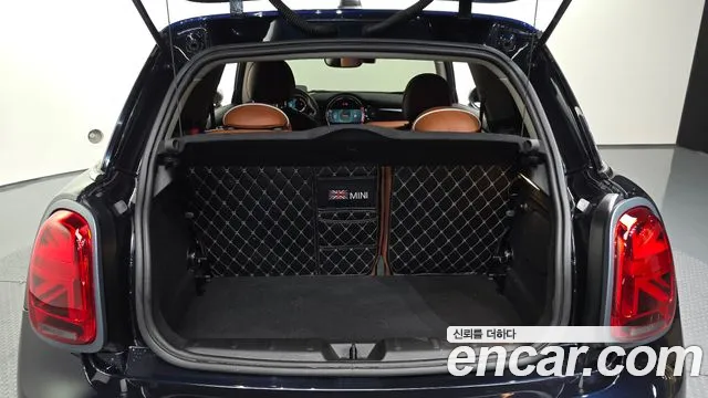 Mini Cooper — Фото автомобиля 20