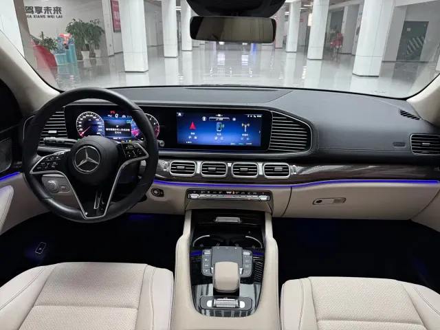 Mercedes-Benz GLE-Class — Фото автомобиля 14