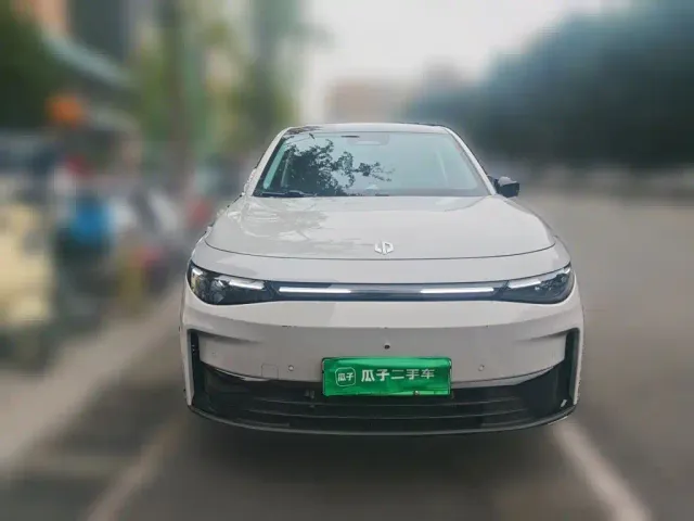 Leapmotor C10 — Фото автомобиля 2