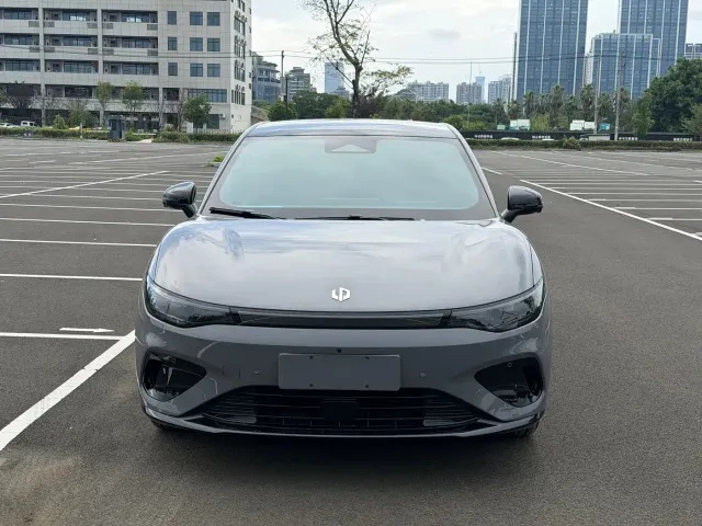 Leapmotor Lafa 5 — Фото автомобиля 2