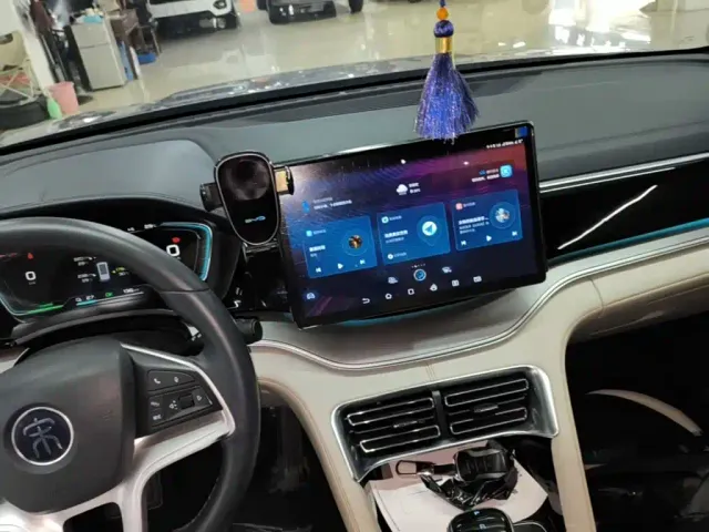 BYD Song PLUS PHEV 2021 EV Premium Model — Фото автомобиля 9