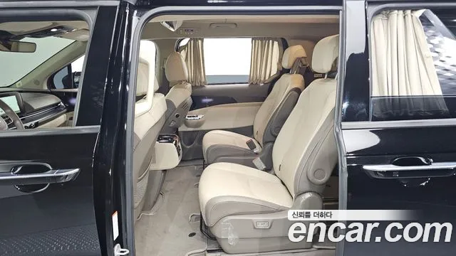 Kia Canival Carnival 4 поколение Бензин 9 мест Hi-Limousine — Фото автомобиля 11