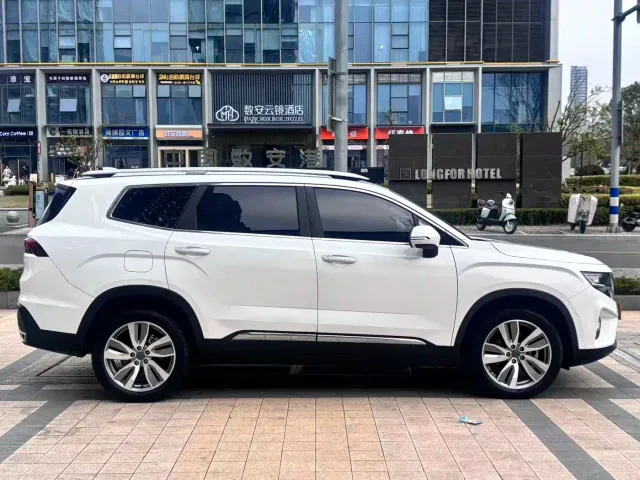 Geely Haoyue — Фото автомобиля 5