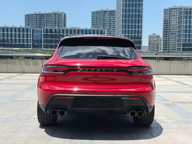 Porsche Macan — Фото автомобиля 12
