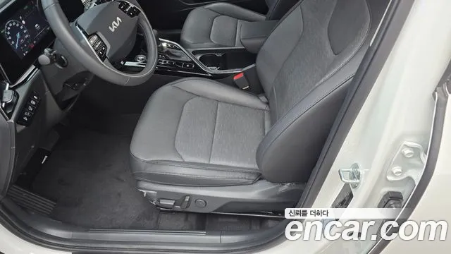 Kia Niro The All New Niro — Фото автомобиля 24