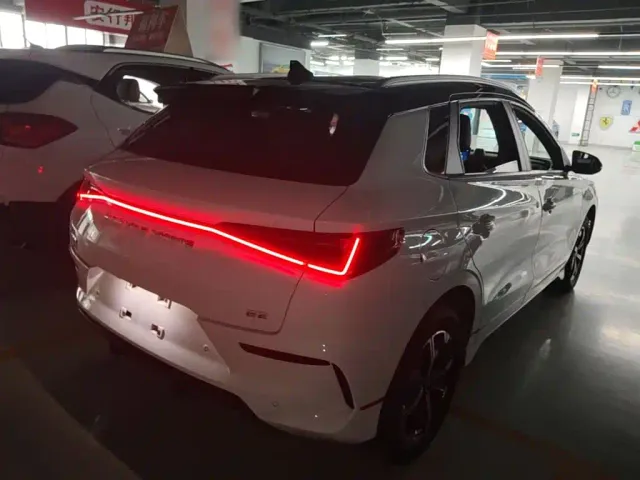 BYD BYD e2 2021 Premium Model — Фото автомобиля 6