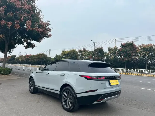 Land Rover Range Rover Velar 2024 Dynamic SE — Фото автомобиля 3