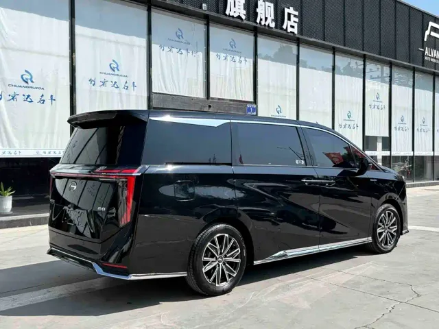 GAC Trumpchi M8 — Фото автомобиля 4