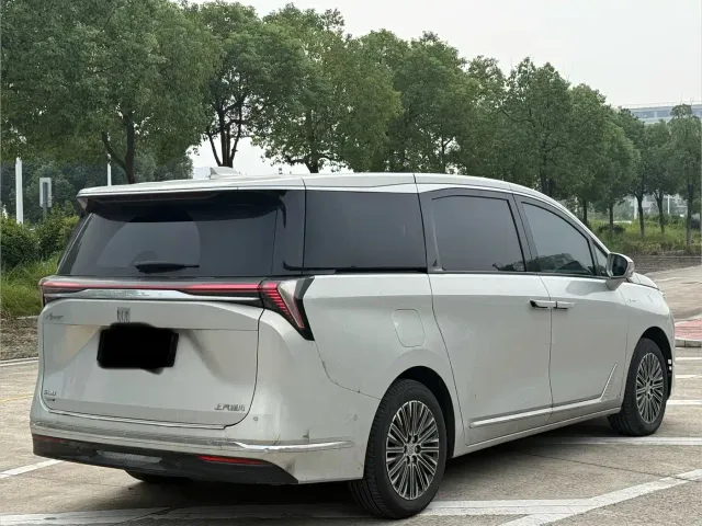 Buick Buick GL8 New Energy 2024 Land Honor Luxury Edition 6-Seater — Фото автомобиля 11