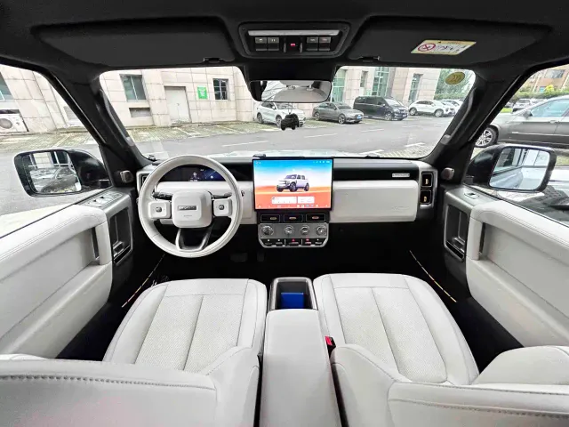 iCAR V23 — Фото автомобиля 18