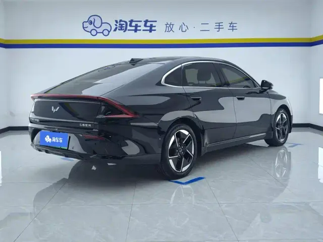 Wuling Starlight — Фото автомобиля 3