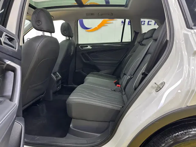 Volkswagen Tiguan L — Фото автомобиля 9