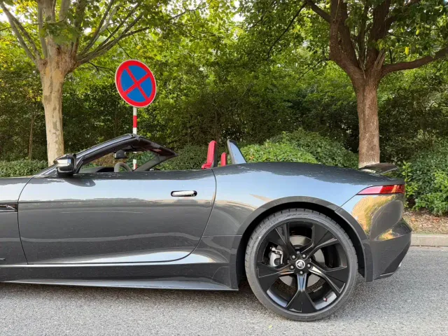 Jaguar F-Type — Фото автомобиля 4