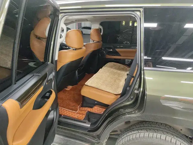 Lexus LX — Фото автомобиля 9