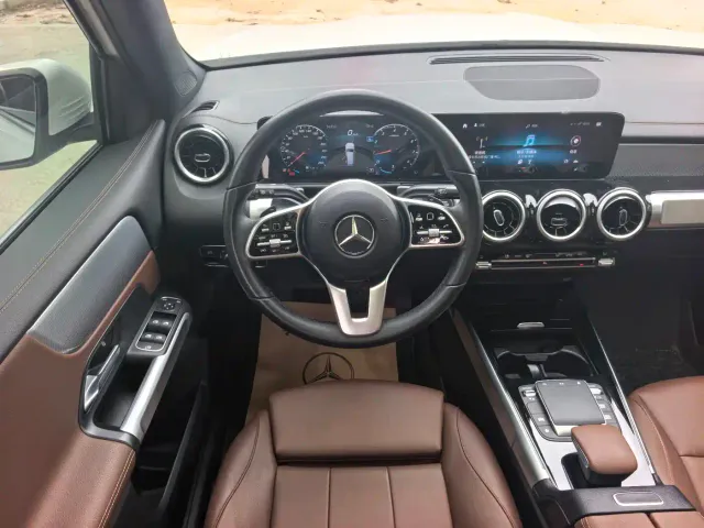Mercedes-Benz GLB-Class — Фото автомобиля 13