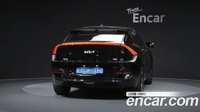 Kia EV6 — Фото автомобиля 4