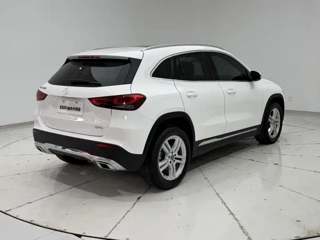 Mercedes-Benz GLA-Class — Фото автомобиля 23