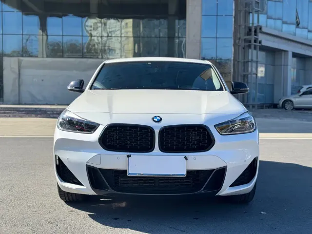 BMW X2 — Фото автомобиля 2