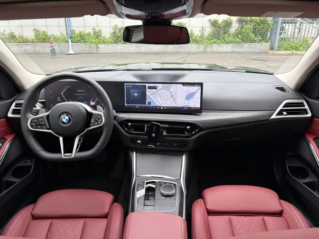 BMW 3 Series — Фото автомобиля 13