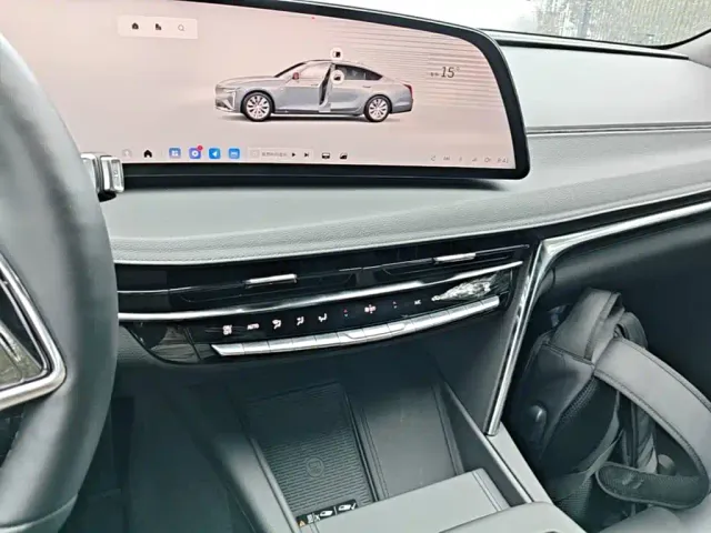 Cadillac CT6 — Фото автомобиля 12