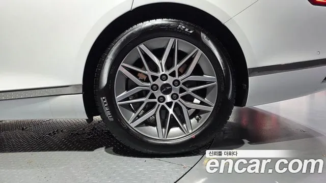 Genesis G80 RG3 — Фото автомобиля 21