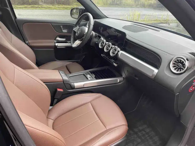 Mercedes-Benz GLB-Class — Фото автомобиля 13