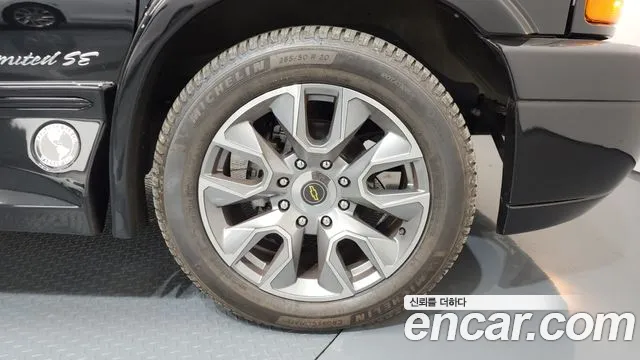 Chevrolet Express Van — Фото автомобиля 5