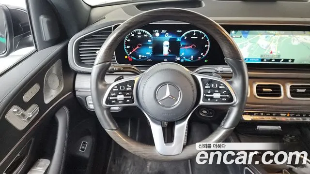 Mercedes-Benz GLS-Class — Фото автомобиля 13