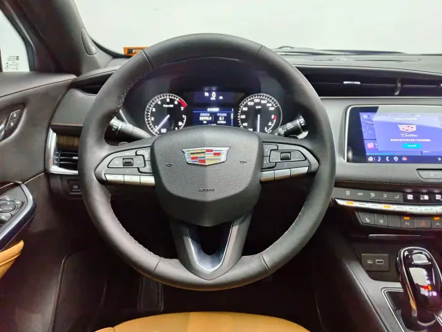 Cadillac XT4 — Фото автомобиля 9
