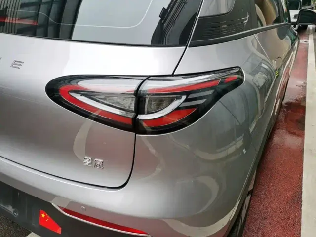 Geely Starry Wish — Фото автомобиля 7