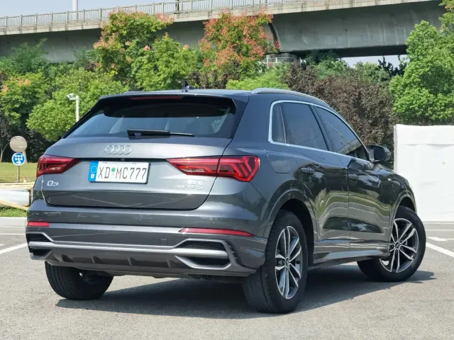 Audi Q3 — Фото автомобиля 5