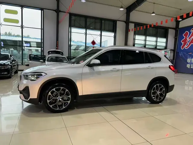 BMW X1 — Фото автомобиля 18